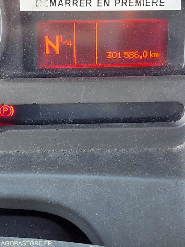 Camion RENAULT midlum 240 - 2009 - 301686 Kms