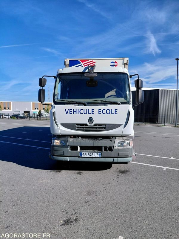 Camion RENAULT midlum 240 - 2009 - 301686 Kms