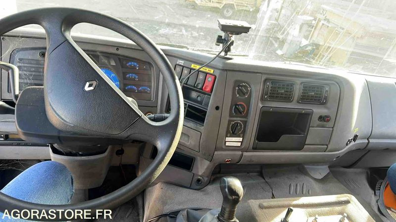 Camion Renault Kerax - 2004 - BL-657-MB