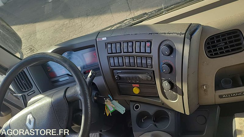 Camion Renault Midlum - 2009 - 89636kms - AC796HH