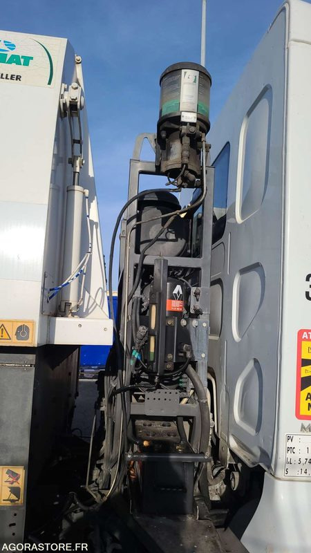 Camion Renault Midlum 200 - 2012 - 149256kms - CH200MM