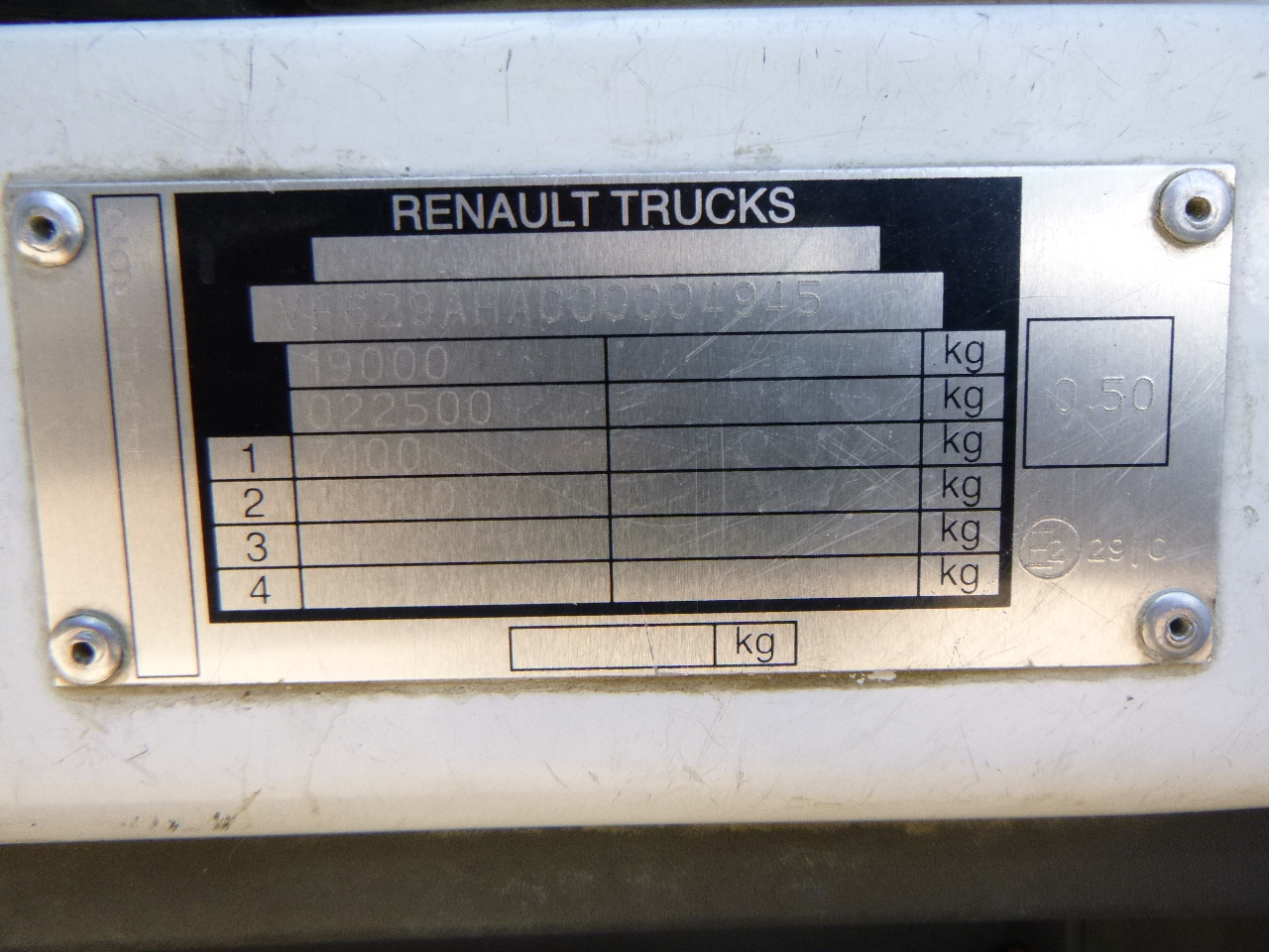 Camion citerne pour transport de carburant Renault Premium 280 dxi 4x2 fuel tank 13.6 m3 / 4 comp: photos 23