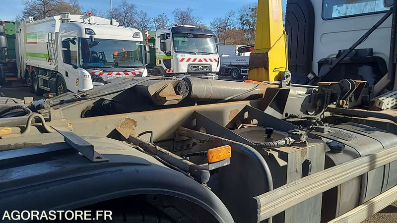 Camion Renault Premium 380 - 2011 - 483100kms - BL055KP