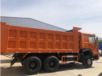 Camion benne pour transport de équipements lourds SINOTRUK Howo Dump truck 371: photos 1