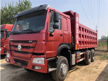 Camion benne pour transport de équipements lourds SINOTRUK Howo Dump truck 375: photos 1