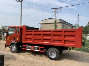 Camion benne pour transport de silo SINOTRUK Howo Dump truck 4x2: photos 1