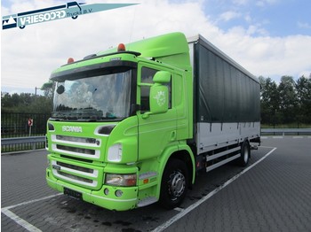 Camion à rideaux coulissants Scania P230 4X2: photos 1