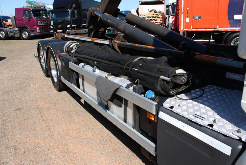 Camion ampliroll Scania R450 + Euro 6 + Hook system + 6x2 + Discounted from 58.950,-: photos 13