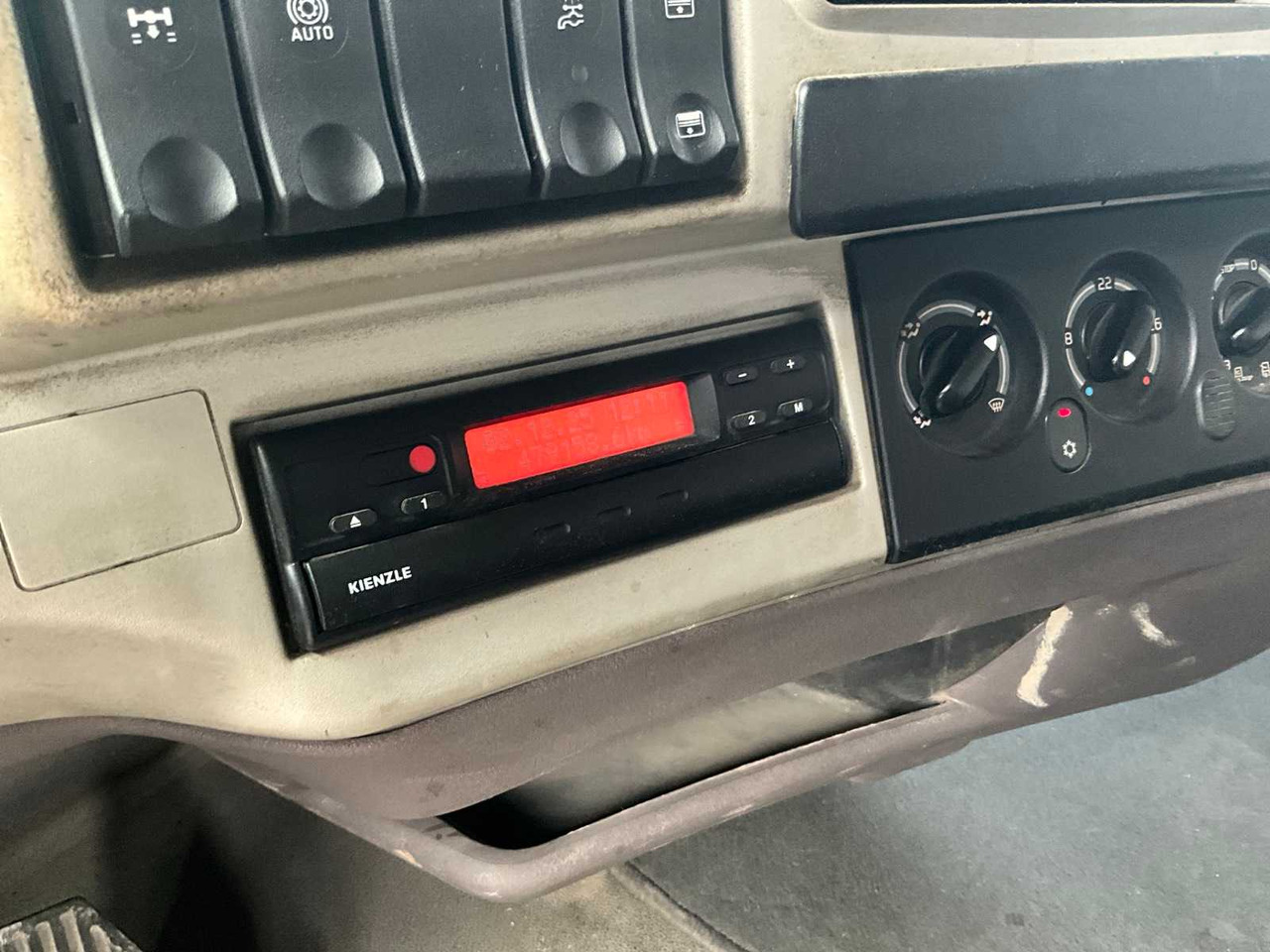 Camion TRACTOR RENAULT MAGNUM