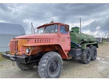 Camion citerne Ural Siurblys, diesel: photos 1