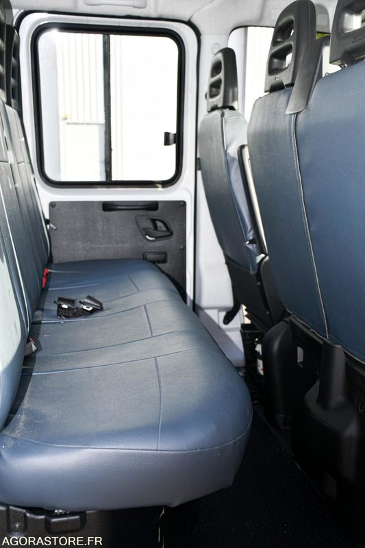 Camion VEHICULE EVENEMENTIEL - CAMION PODIUM IVECO DAILY 6000 kms 2018