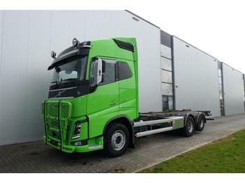 Camion porte-conteneur/ Caisse mobile Volvo FH16.550 6X2 BDF GLOBETROTTER RETARDER EURO 6: photos 1