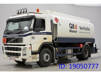 Camion citerne pour transport de carburant Volvo FM9.260: photos 1