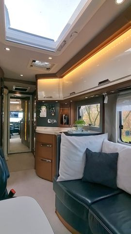 Camping-car intégral Niesmann + Bischoff Flair 880 BE