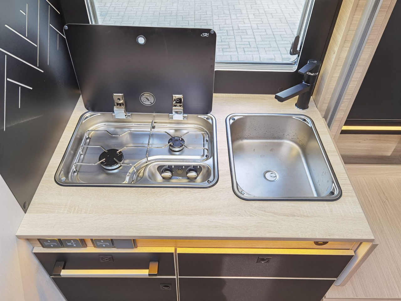Camping-car profilé Chausson 630 TITANIUM / MODELL 2026 / EINZELHUBBETTEN
