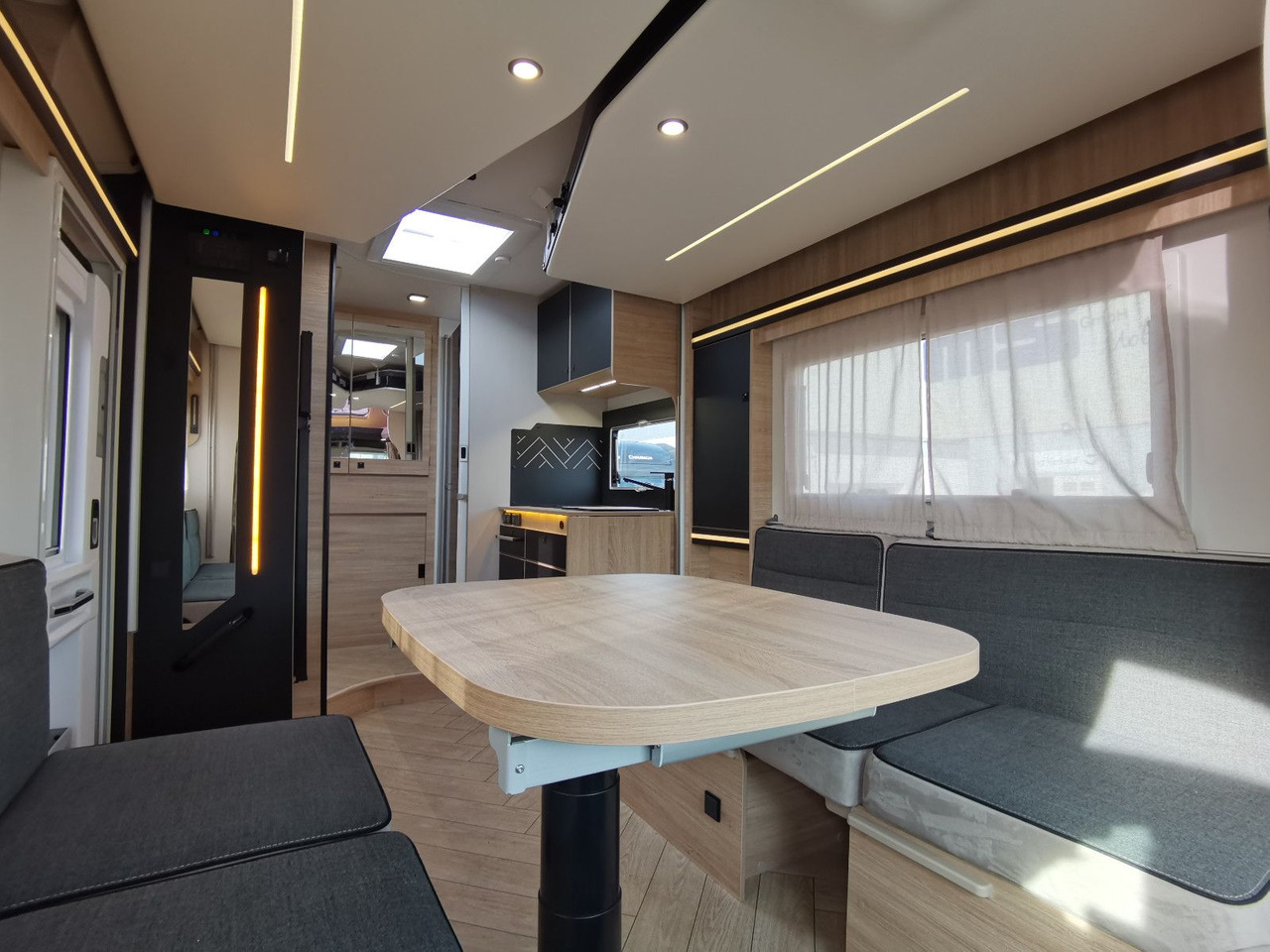 Camping-car profilé Chausson 630 TITANIUM / MODELL 2026 / EINZELHUBBETTEN