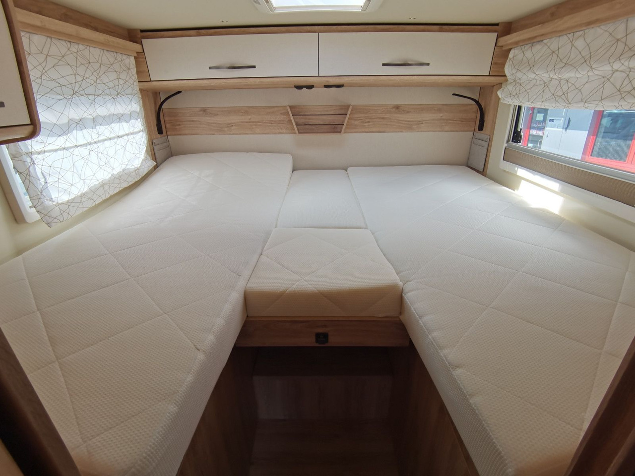 Camping-car profilé Eura Mobil PROFILA T 720 EB /-2026-/ EINZELBETTEN &amp; RAUMBAD