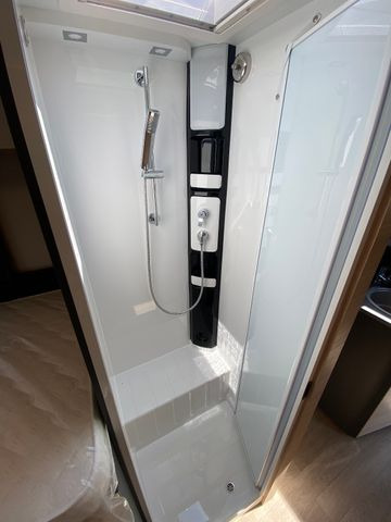 Camping-car profilé Hobby Optima De Luxe T70 GE