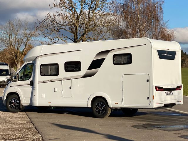 Camping-car profilé Hobby Optima De Luxe T70 GE