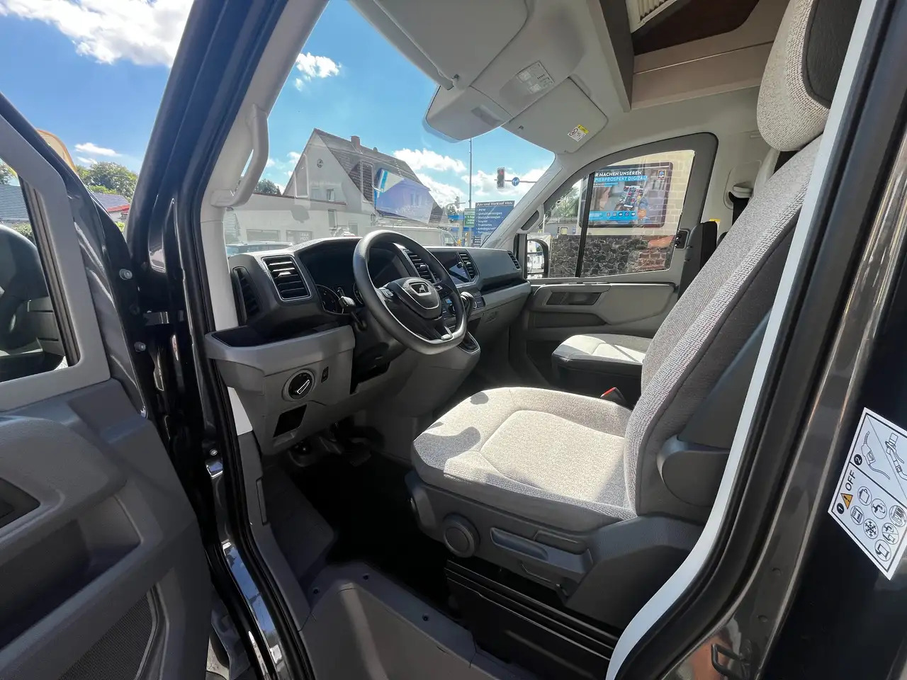 Camping-car profilé Knaus VAN WAVE 640 MEG VANSATION