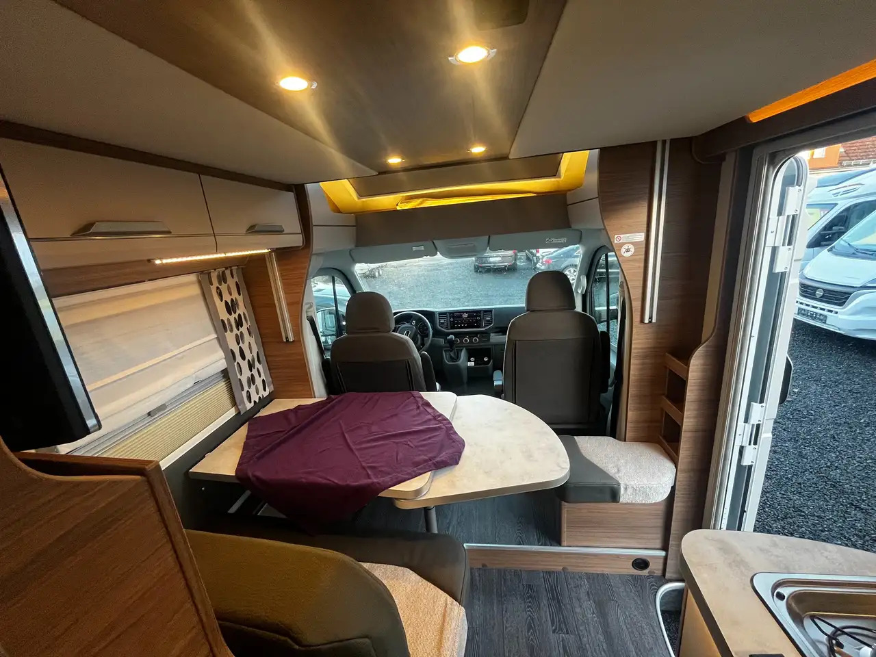 Camping-car profilé Knaus VAN WAVE 640 MEG VANSATION