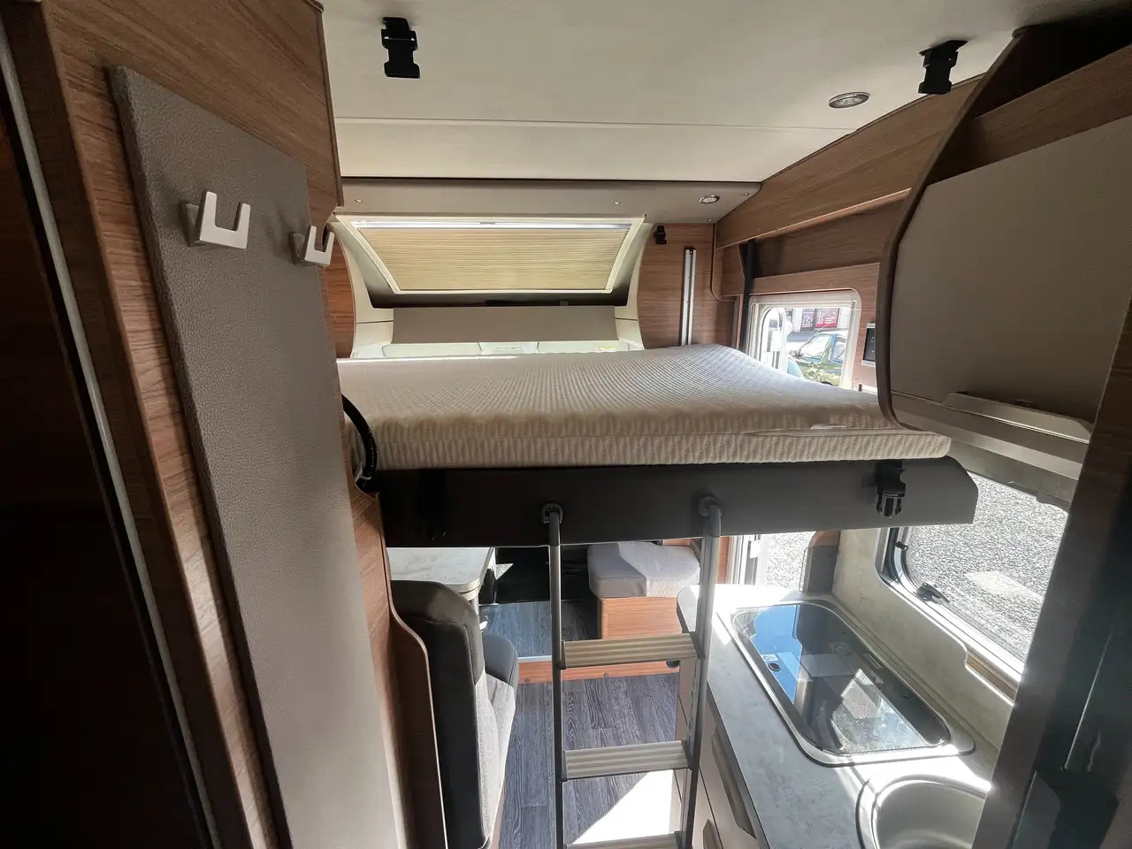 Camping-car profilé Knaus VAN WAVE 640 MEG VANSATION