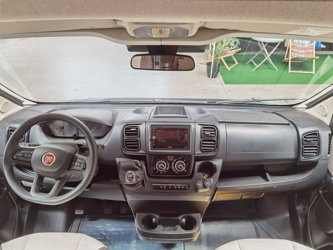 Camping-car profilé Weinsberg CARASUITE 650 MG / 140PS / HECKBETT & HUBBETT