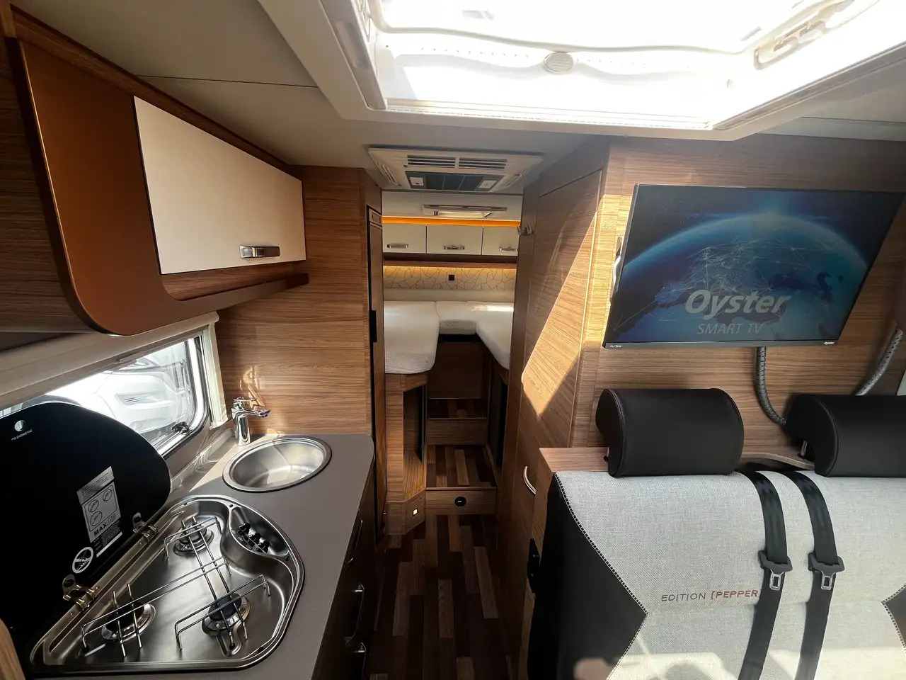 Camping-car profilé Weinsberg CaraCompact 600 MEG EDITION [PEPPER] Ab Nov. '24