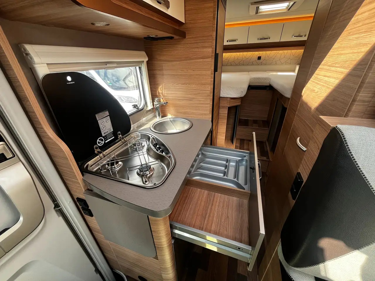 Camping-car profilé Weinsberg CaraCompact 600 MEG EDITION [PEPPER] Ab Nov. '24