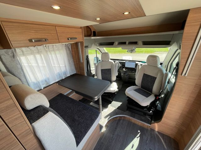 Camping-car profilé Weinsberg CaraSuite 650 MEG, Automatik, AHK