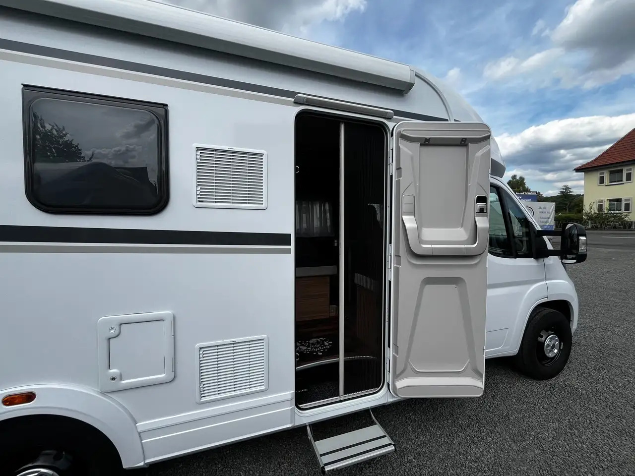 Camping-car profilé Weinsberg CaraSuite 700 ME