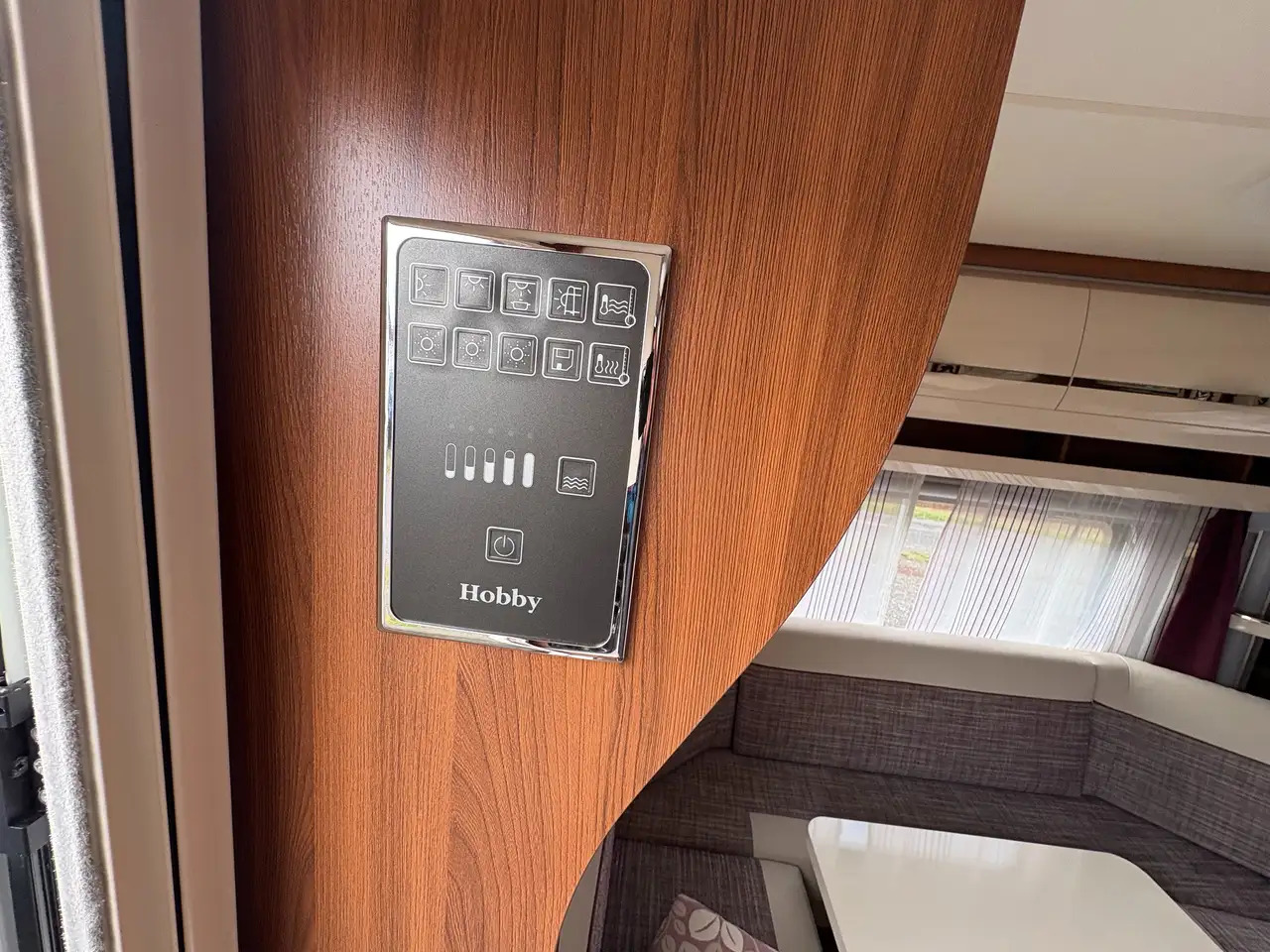 Caravane Hobby 540UFf Wohnwagen queensbett