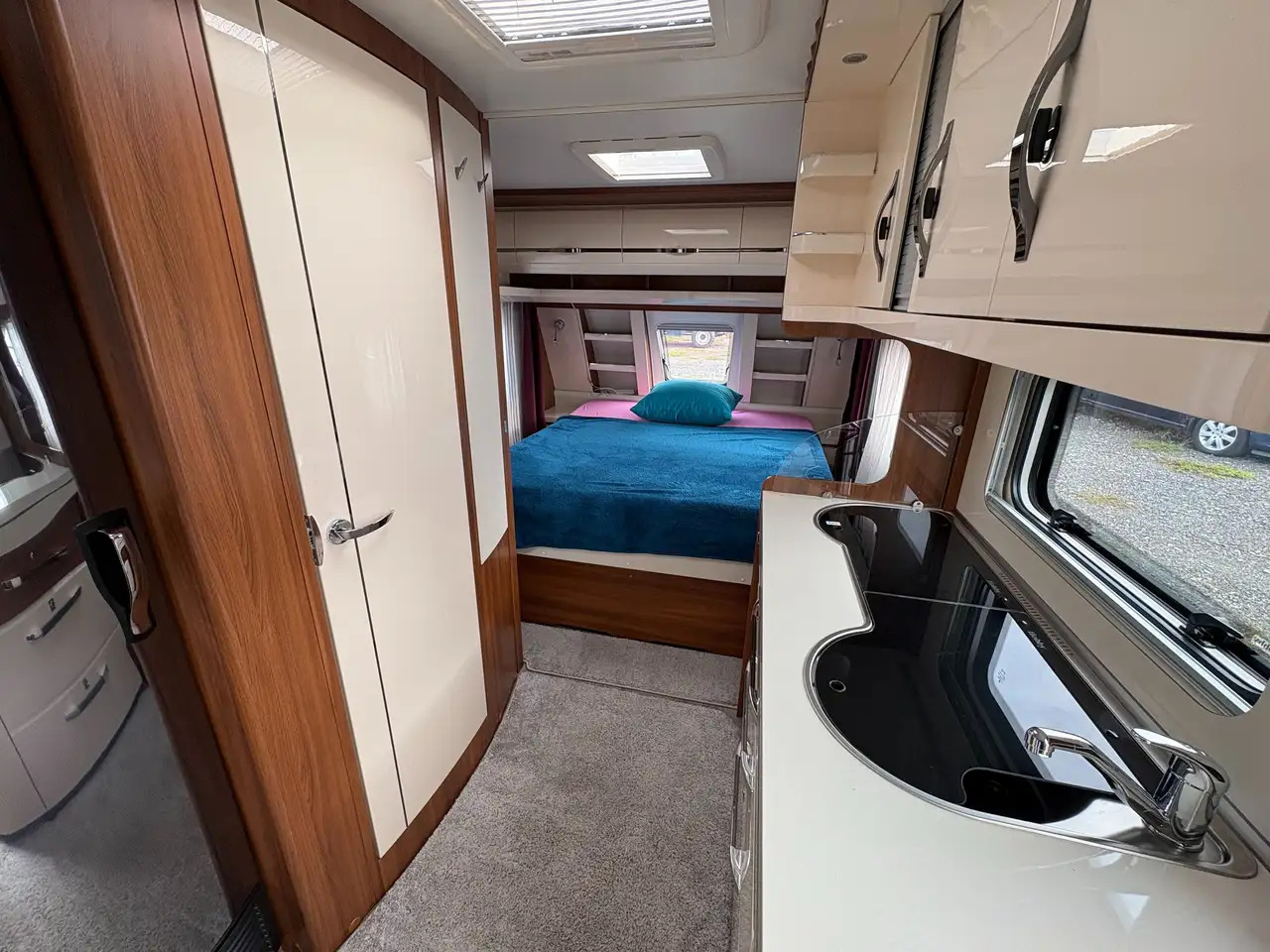 Caravane Hobby 540UFf Wohnwagen queensbett