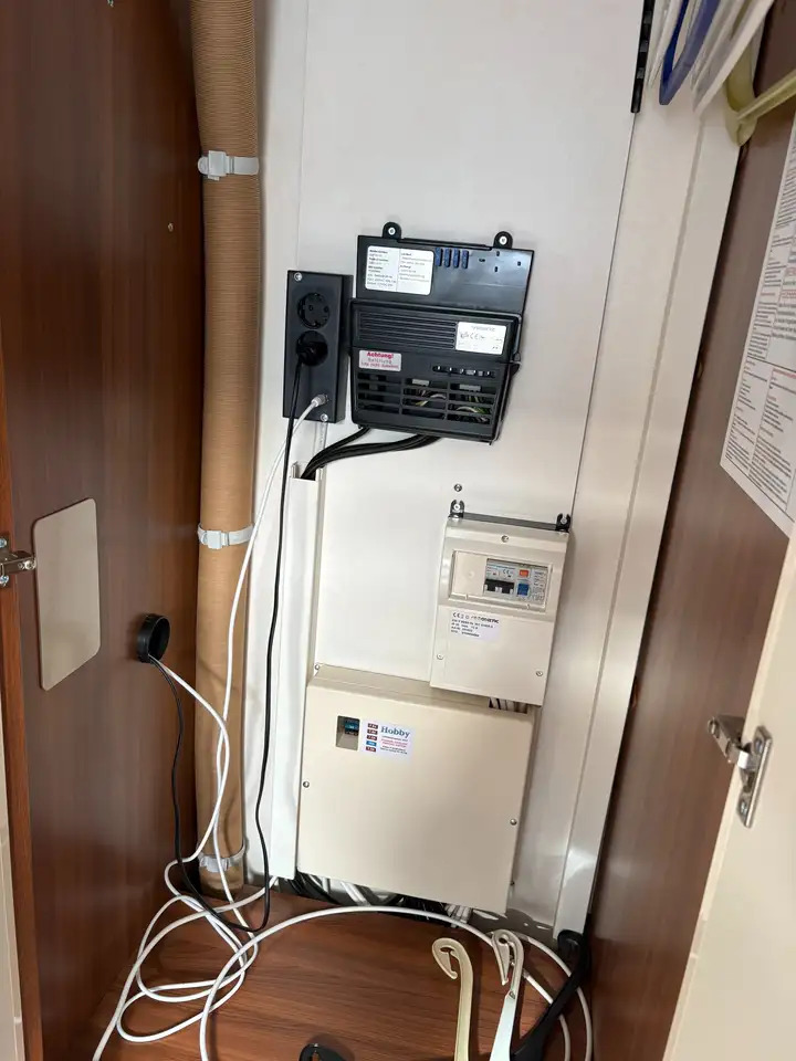 Caravane Hobby 540UFf Wohnwagen queensbett