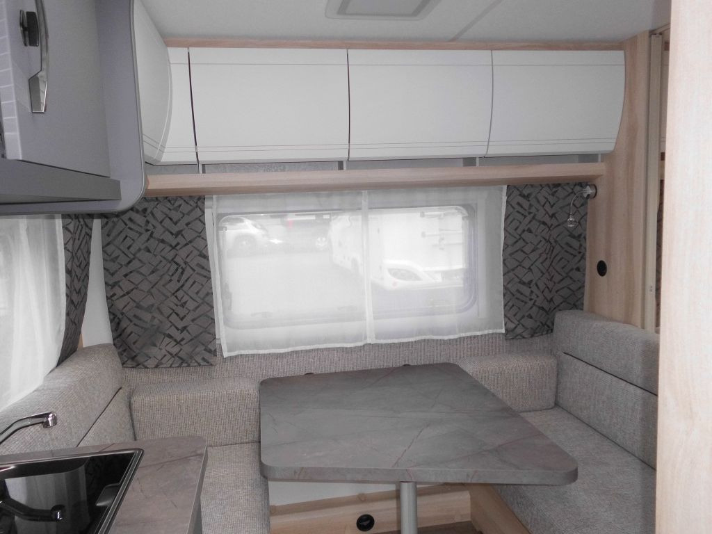 Caravane Hobby De Luxe 400 SFe 1500kg., Fahrradträger