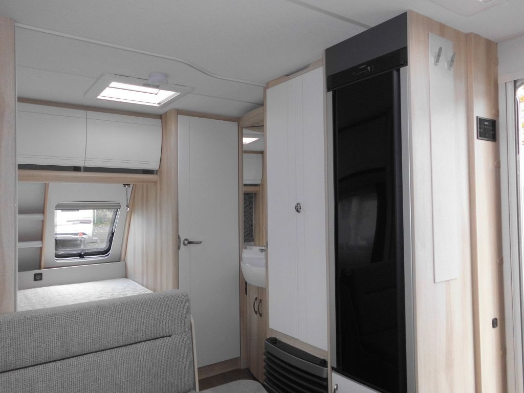 Caravane Hobby De Luxe 400 SFe 1500kg., Fahrradträger