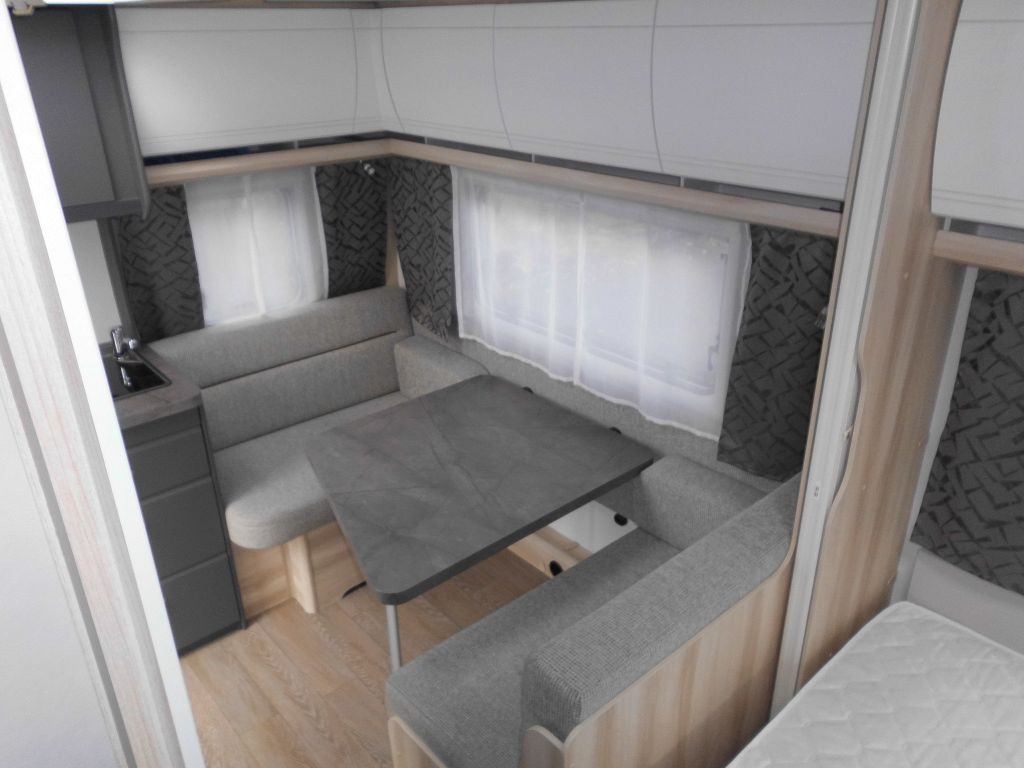 Caravane Hobby De Luxe 400 SFe 1500kg., Fahrradträger