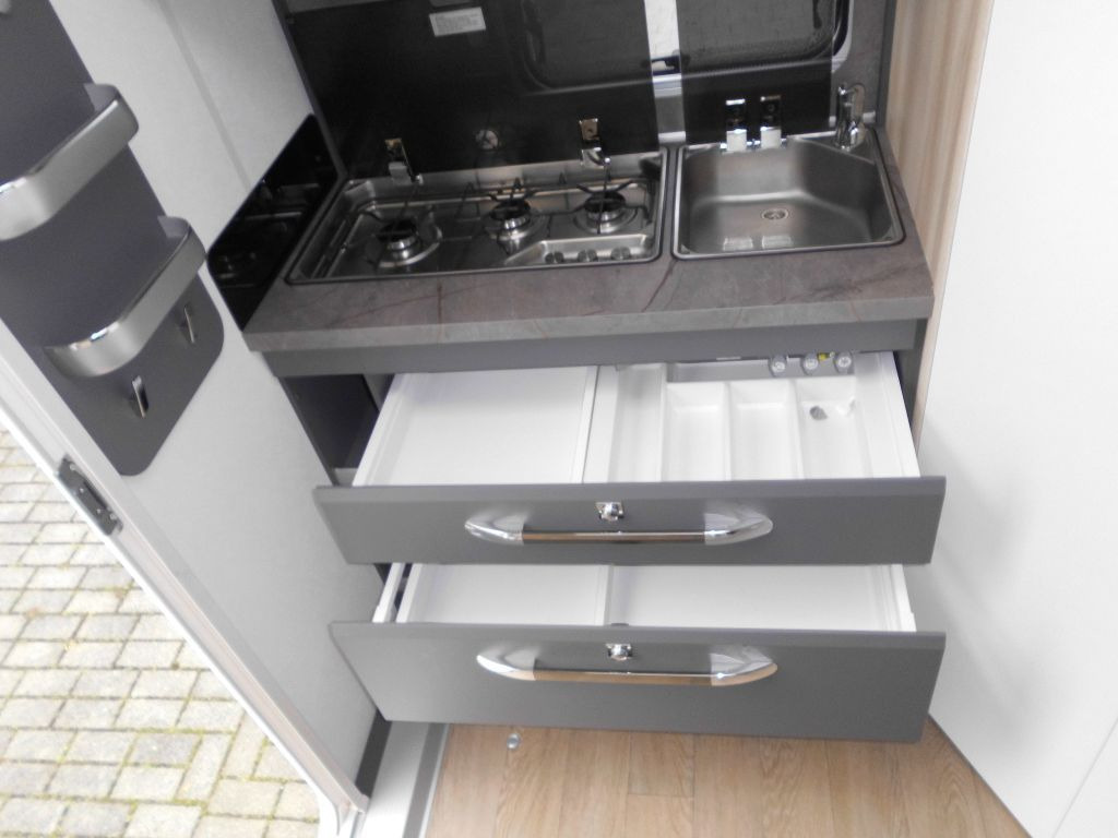 Caravane Hobby De Luxe 460 SFf 1500kg. Ambiente, FBH