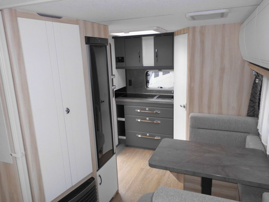 Caravane Hobby De Luxe 460 SFf 1500kg. Ambiente, FBH