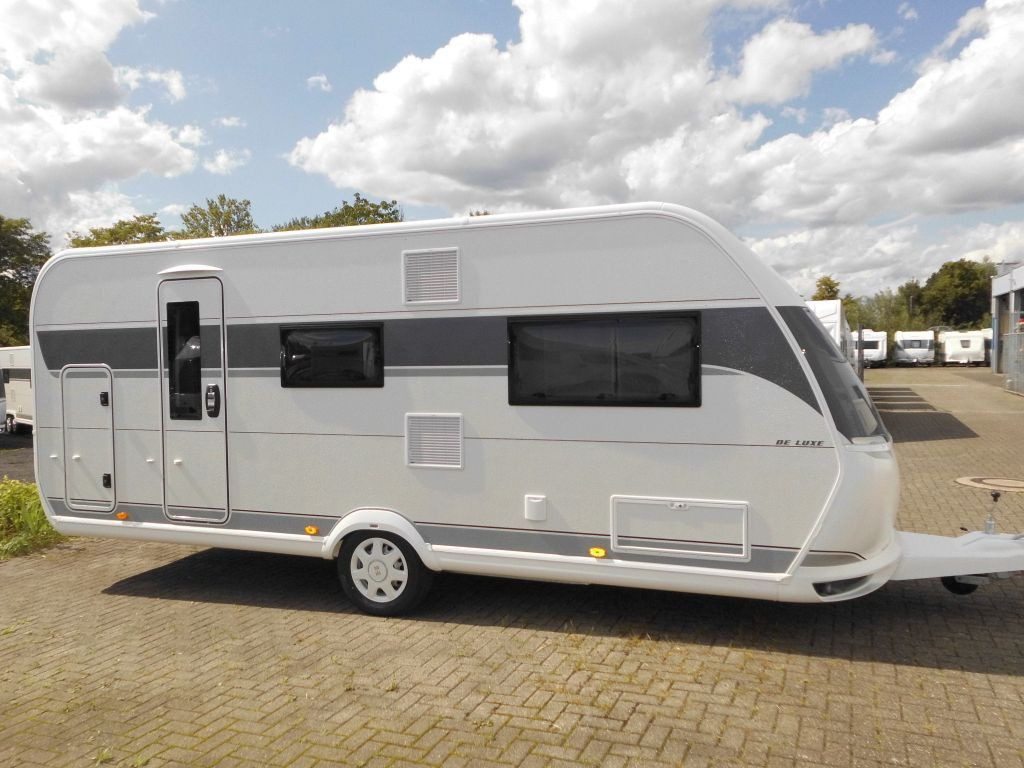 Caravane Hobby De Luxe 540 KMFe 2026 GARAGE AUTARK 1800kg.