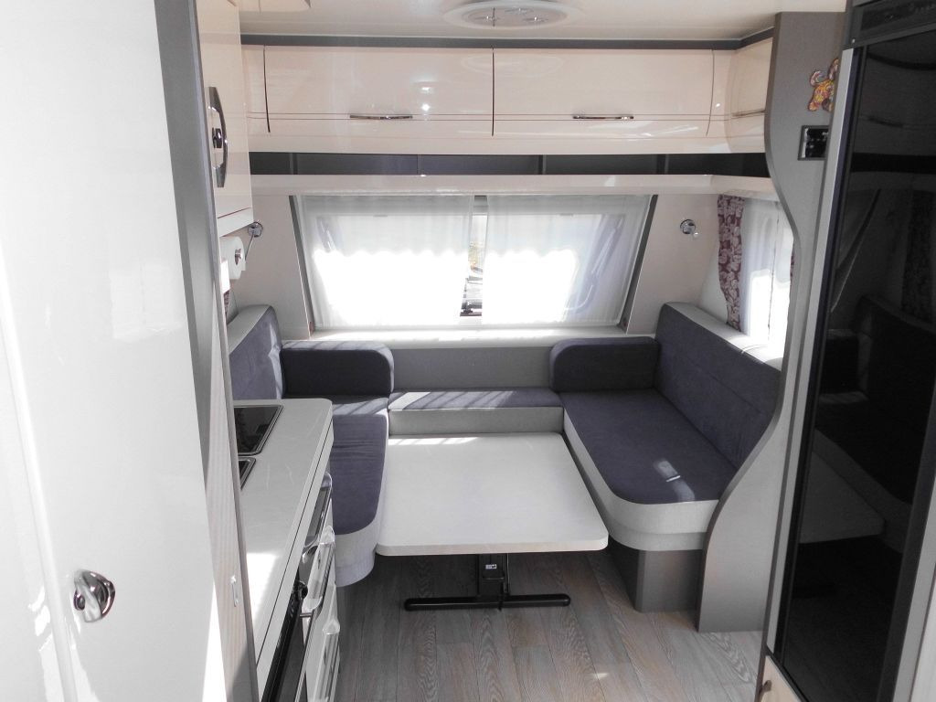 Caravane Hobby Excellent 495 WFB Mover, Autark,Combi6E Backofen