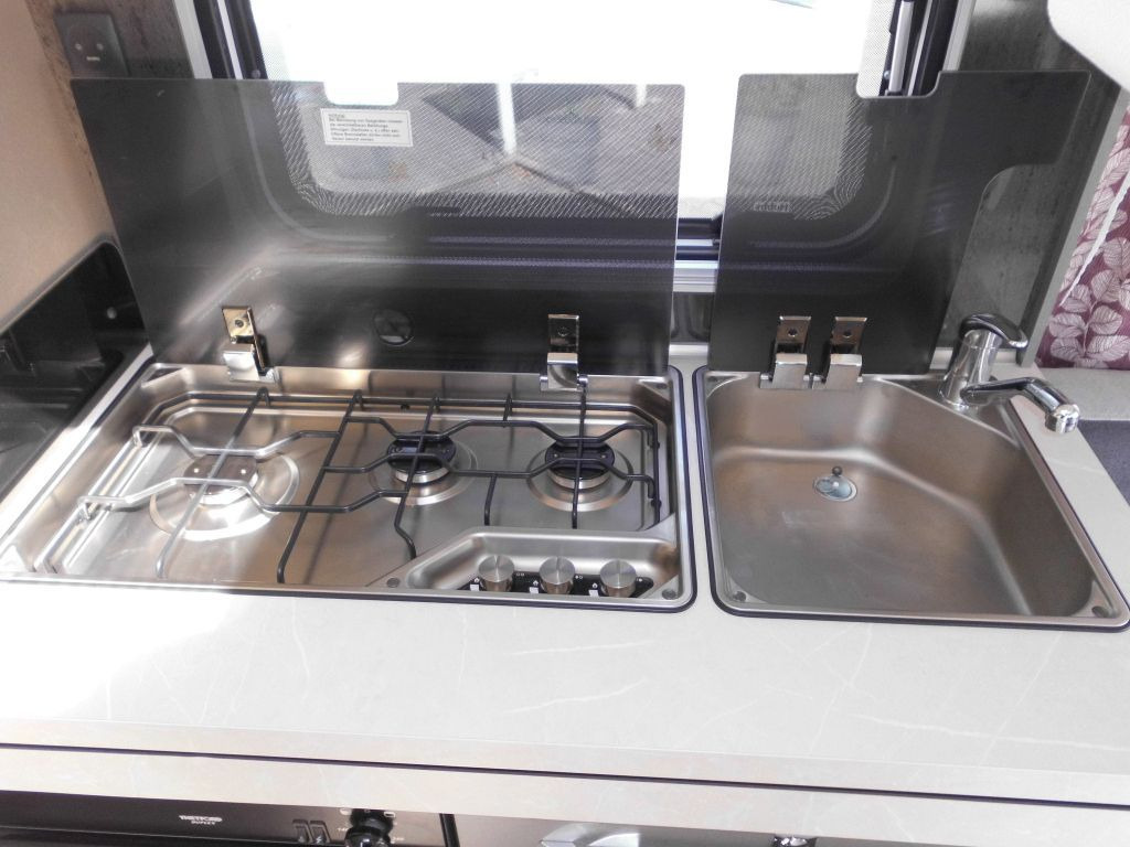 Caravane Hobby Excellent 495 WFB Mover, Autark,Combi6E Backofen