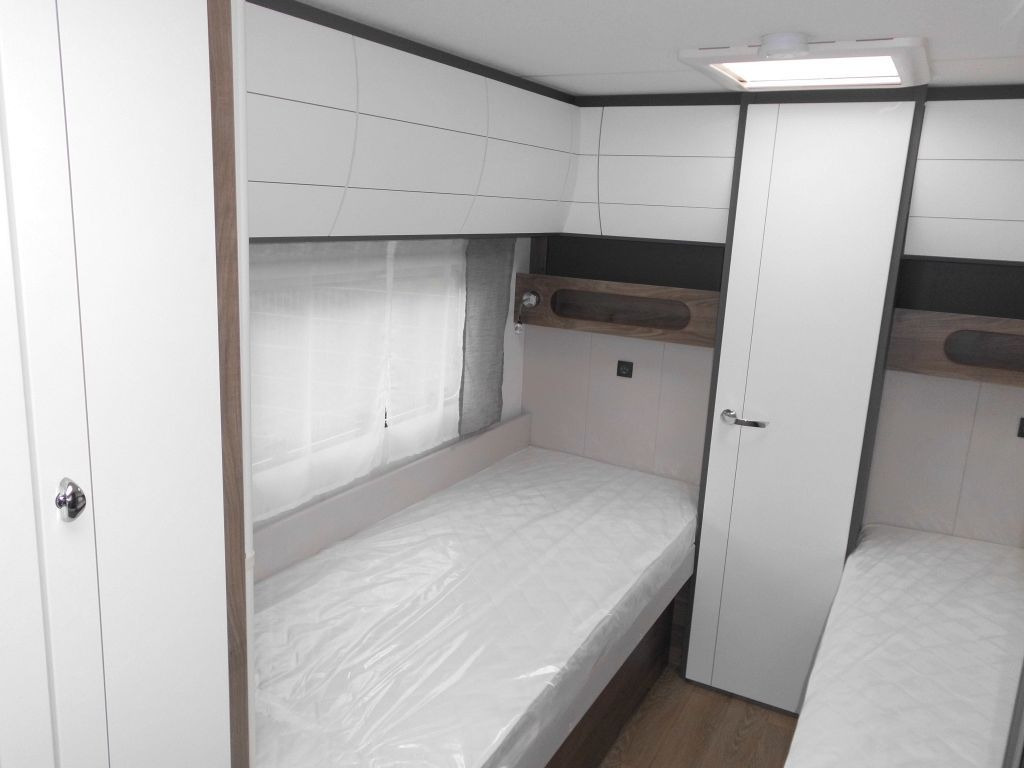 Caravane Hobby Excellent Edition 540 WLU 2026 2000kg.,