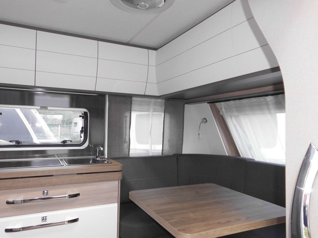 Caravane Hobby Excellent Edition 540 WLU PICO AUTARK 2000kg.
