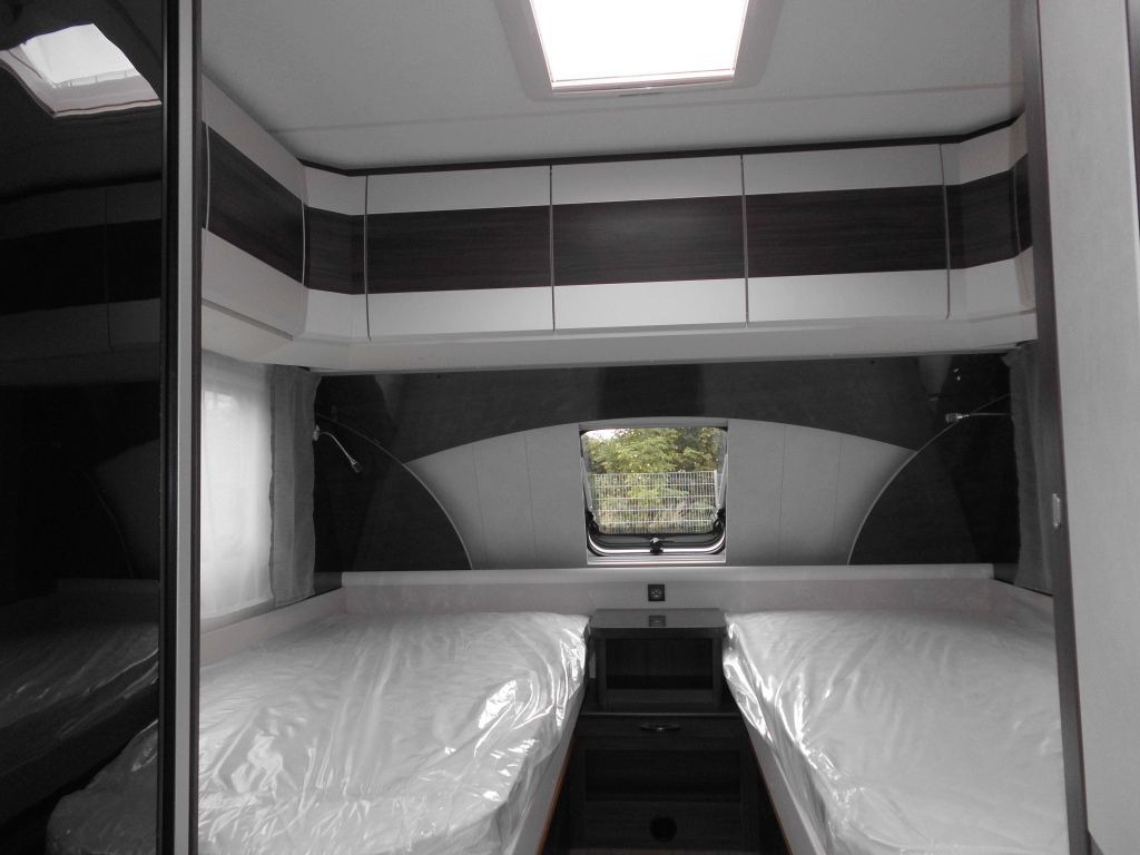 Caravane Hobby Prestige 620 CL 2026 2500kg. AUTARK GAS+DUO