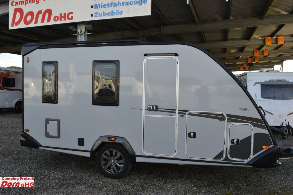 Caravane Knaus Sport&amp;Fun 480 QL Black Selection Dachklima