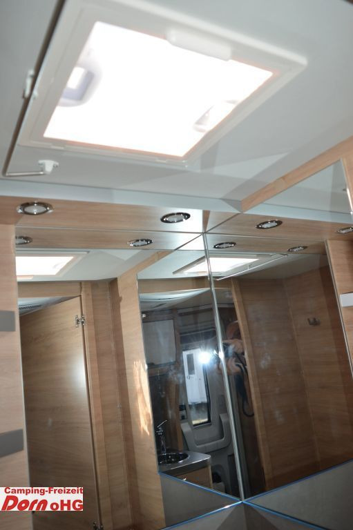 Caravane Knaus Südwind 500 EU 60 Years Dachklima