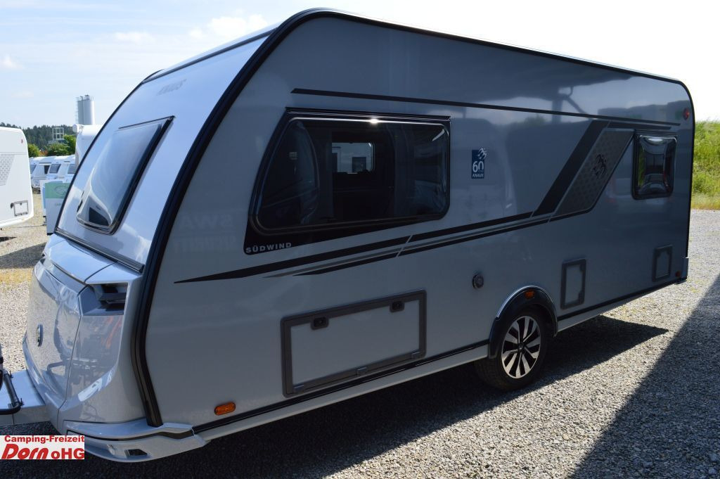Caravane Knaus Südwind 500 EU 60 Years Dachklima