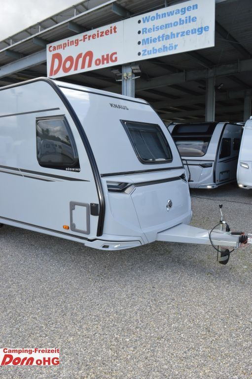 Caravane Knaus Südwind 540 FDK 60 Years Ausstellfenster Bug