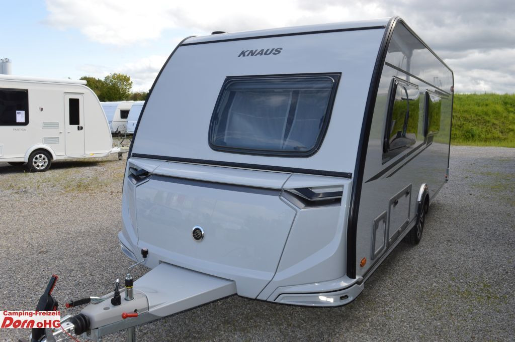 Caravane Knaus Südwind 540 FDK 60 Years Ausstellfenster Bug